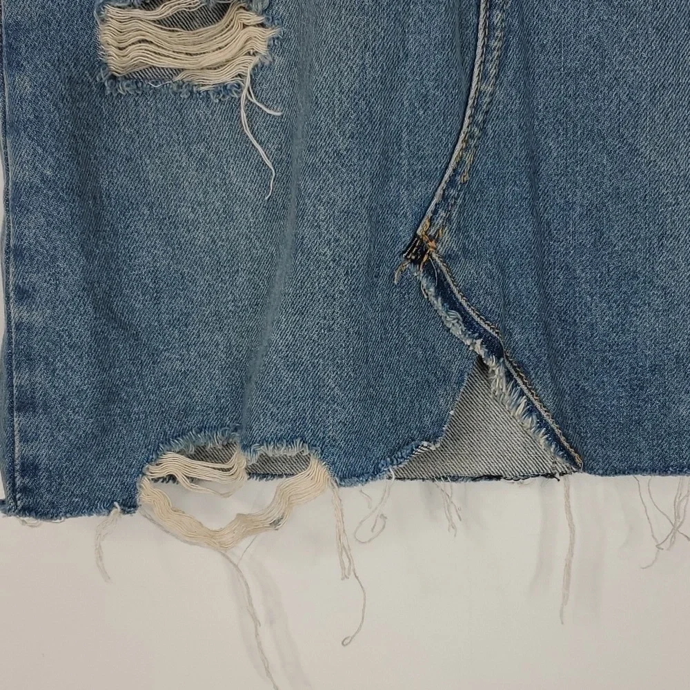 We The Free Hallie Skirt Unlined Denim Raw Hem Distressed Womens 25 A LIne